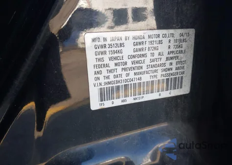 2013 Honda Fit из США, поврежденный, VIN JHMGE8H31DC047148